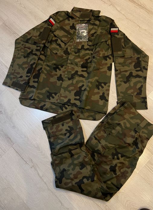 Mundur wojskowy komplet bluza i spodnie