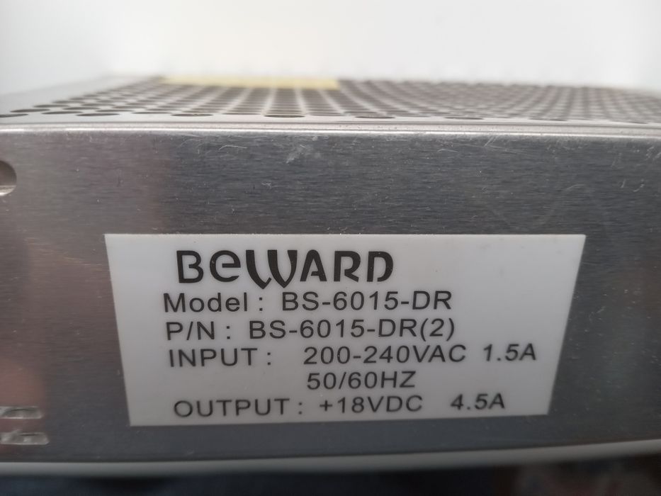 Блок питания для камер видео наблюдения и панель вызова видео