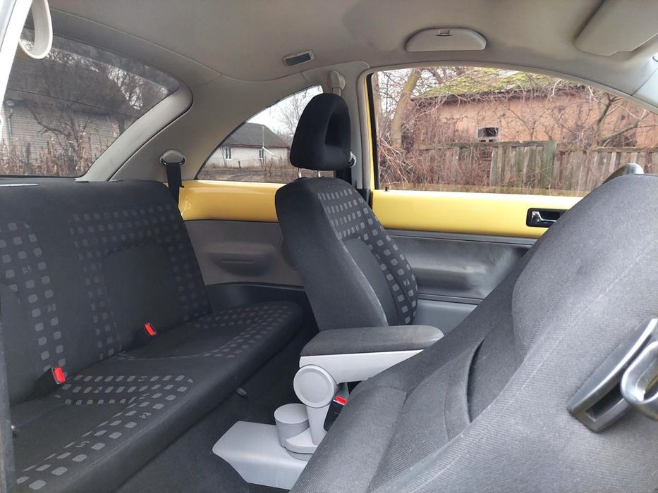 Volkswagen New Beetle Жжжжук :)