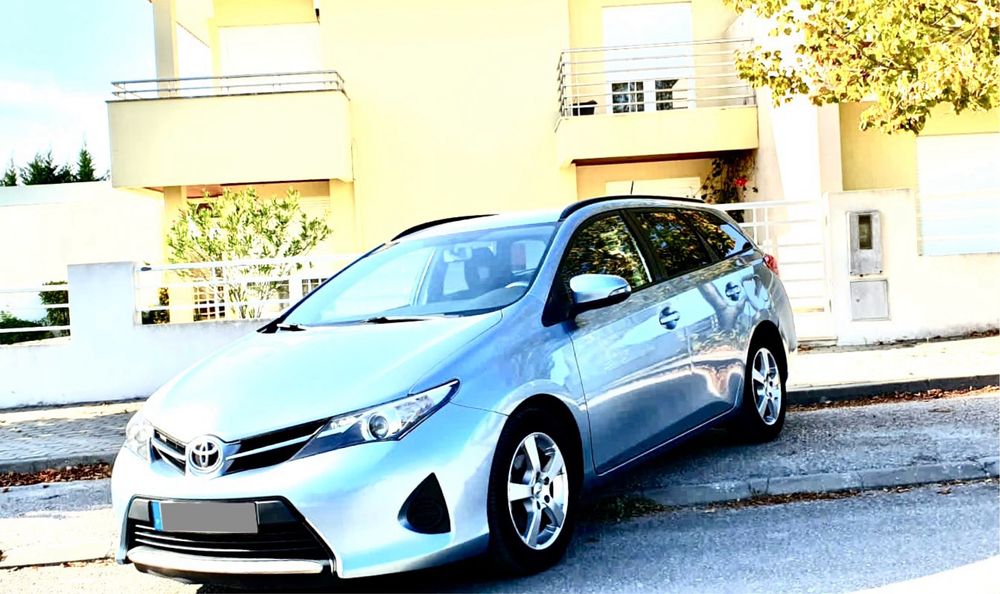 Carrinha Toyota Auris 1.4, gasóleo, impecável