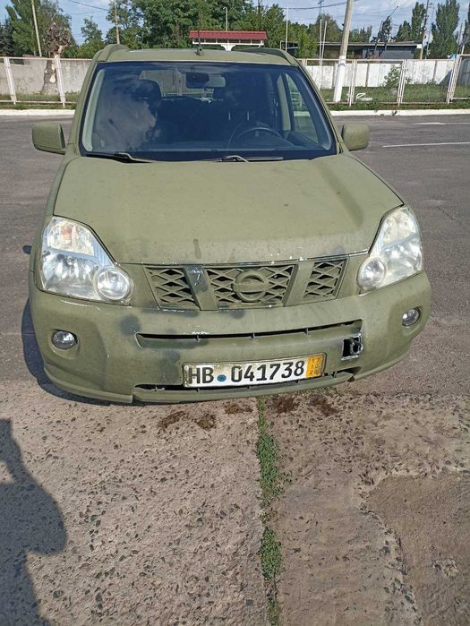 Авто для військових Nissan X-Trail
