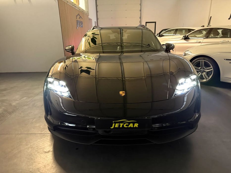 Porsche Taycan Sport Turismo Black Edition