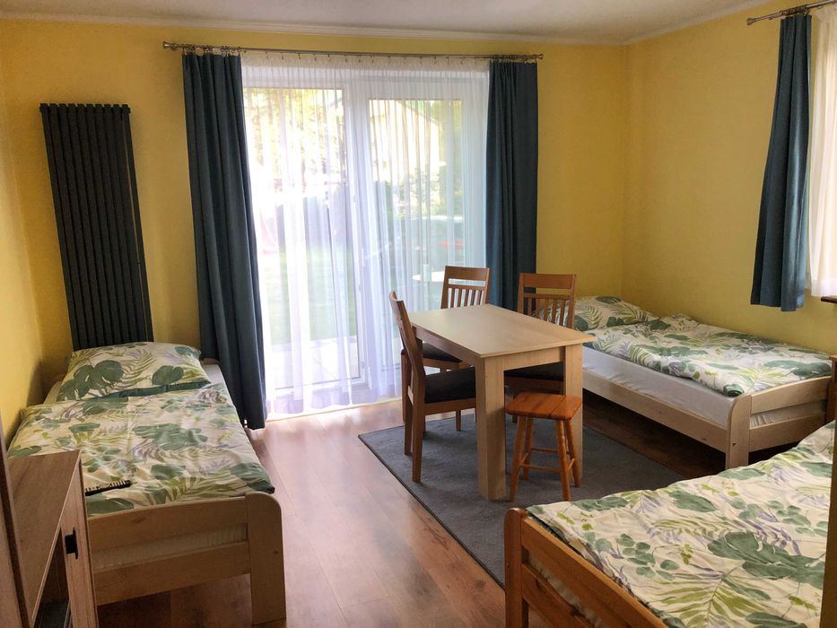 Pokoje gościnne Złota 18