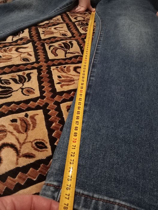 Продам чудові джинси