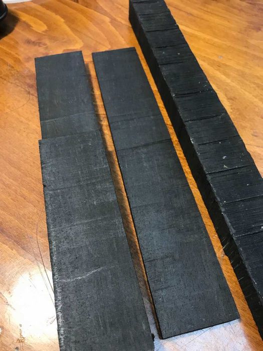 Чёрное дерево Эбен (Ebony) полосы 40–50 мм. Резка под размер