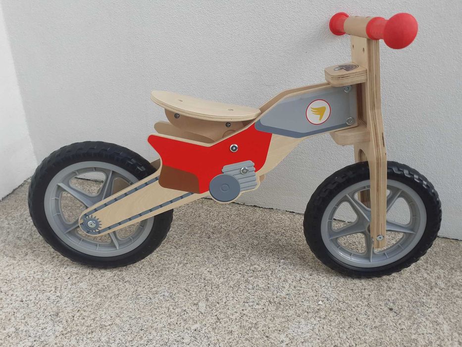 Bicicleta de Equilíbrio Playtive Semi-nova para desocupar espaço