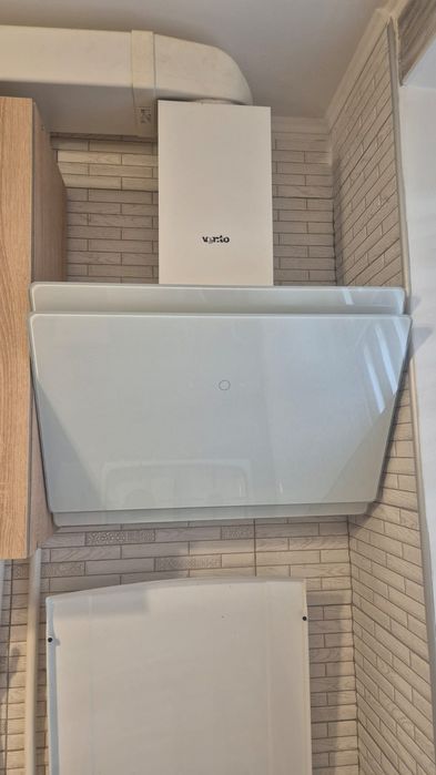 Продам кухонну витяжку Ventolux