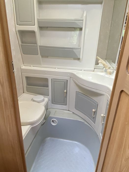 Wilk 1997 ci caravans z niemiec przyczepa