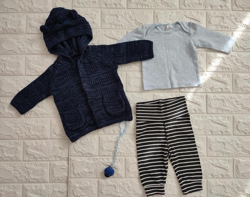 Костюмчик : штанці h&m, кофточка ovs, тепла кофта george 0-3 місяців