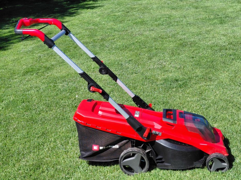 Kosiarka Einhell Rasarro 36/41