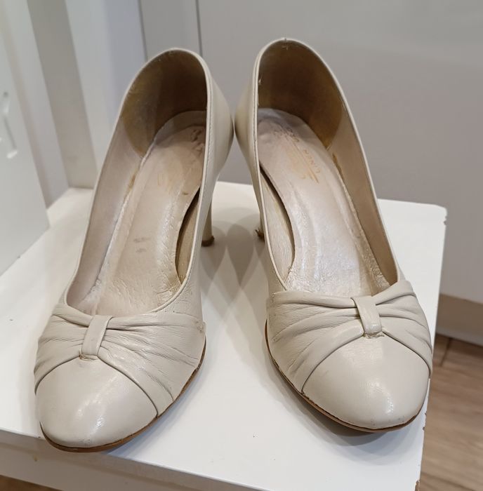 Buty skórzane rozmiar 36/37, kremowe, ecru