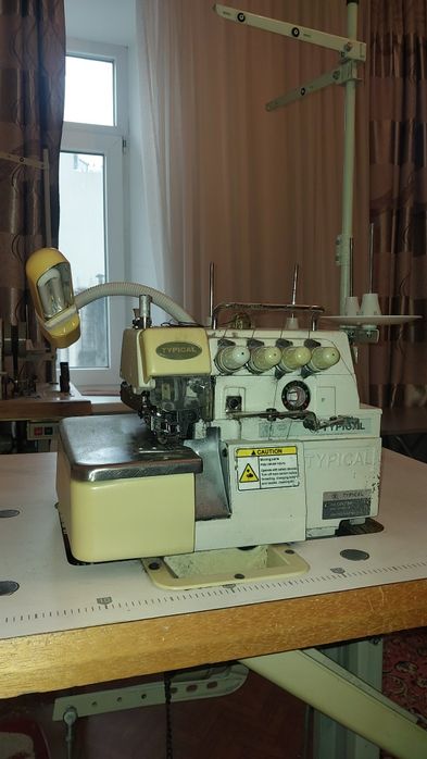 Оверлок промышленный