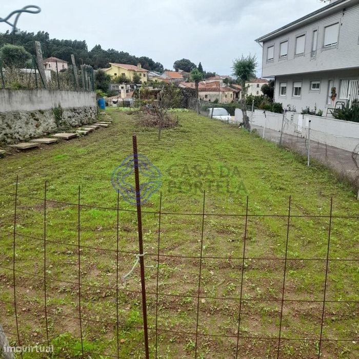 Arrumo com Terreno em Avintes - Vila Nova de Gaia