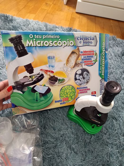 O meu primeiro microscópio Climentoni