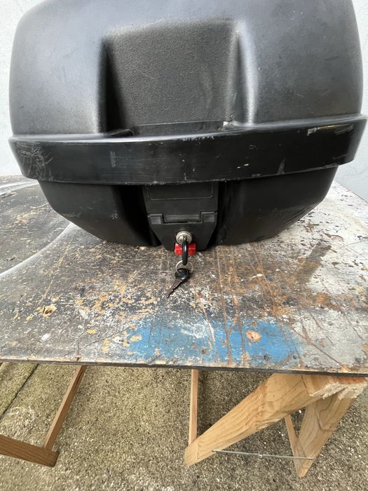 Tope case para moto ou motorizada usado com duas chaves