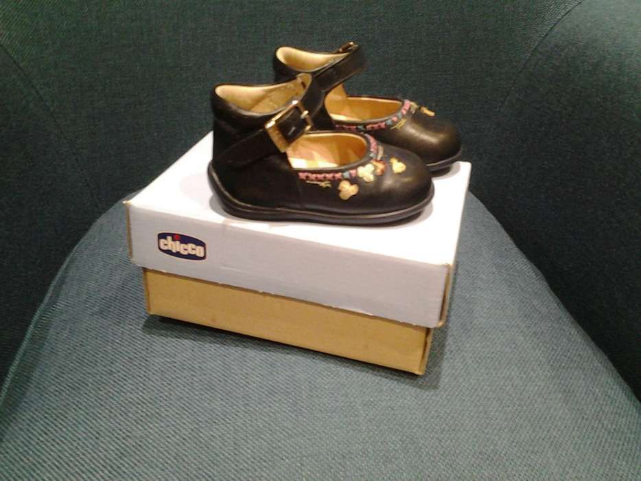 Sapatos de menina da Chicco