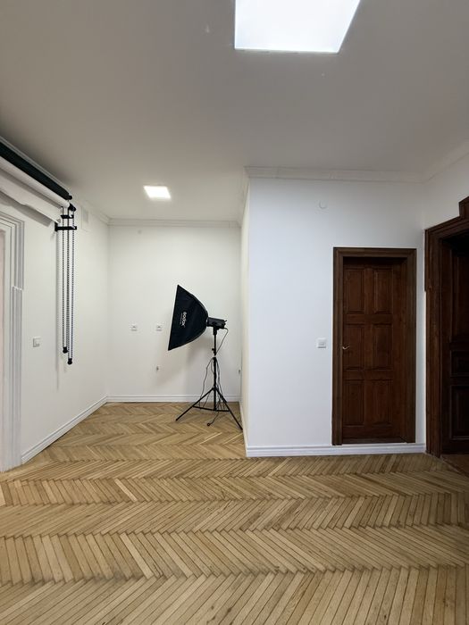 Продаж сучасної фото-студії в центрі м. Надвірна