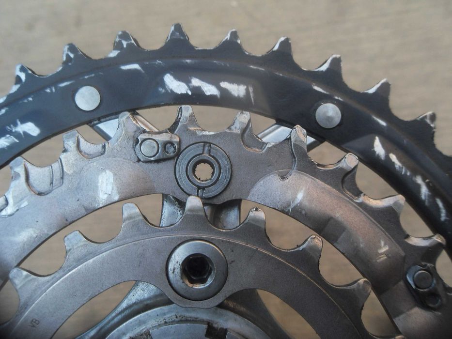Shimano Deore LX korby FC-M569 Dł. 175mm IG