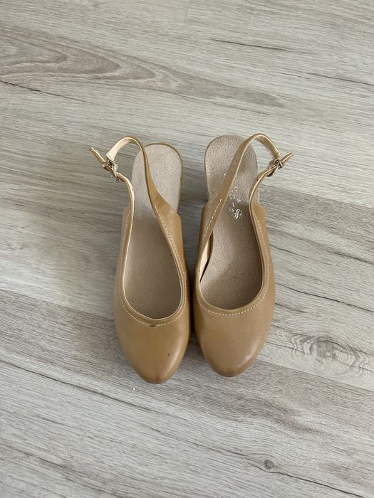 buty na obcasie