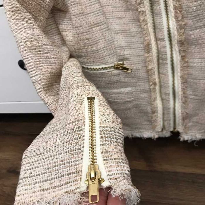 Żakiet bouclé z lureksem mango 38 m
M / 38 / 10·Bardzo dobry·Mango