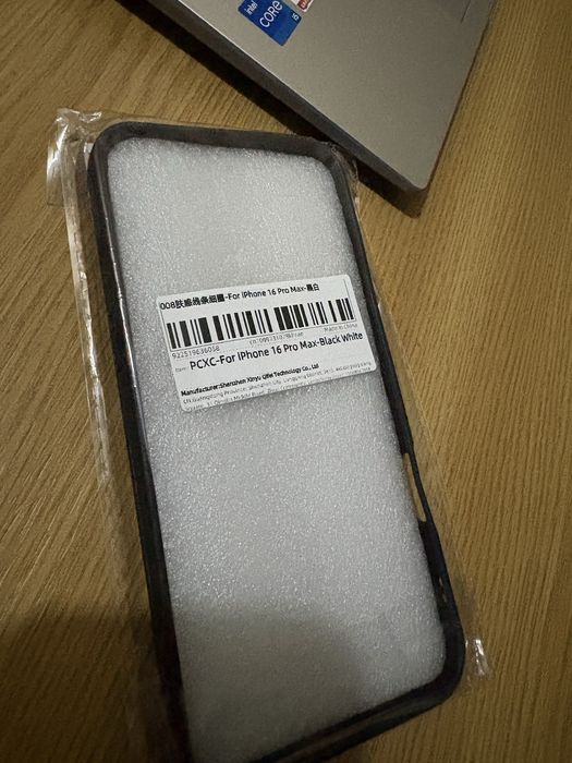 Чохол iPhone 16 Pro Max