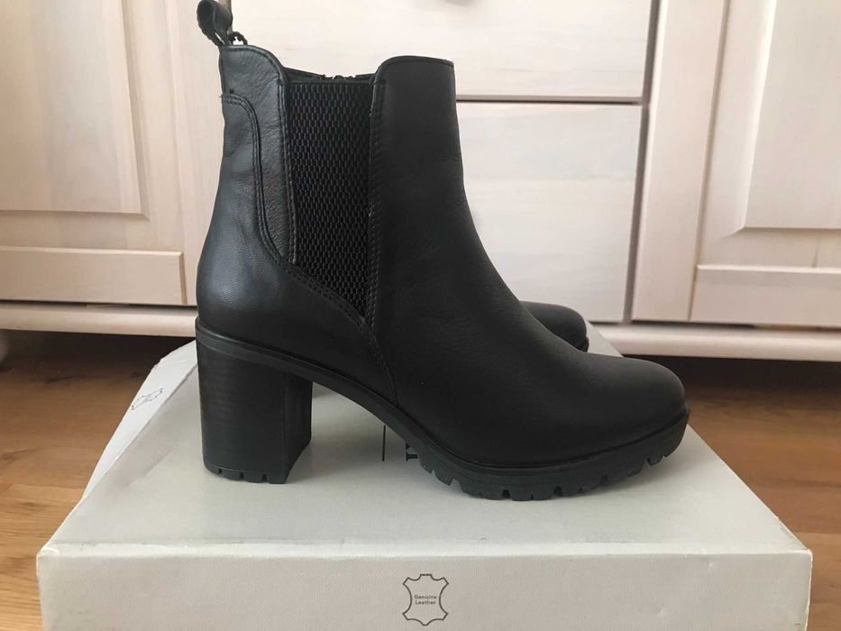 Botki damskie Lasocki rozm. 36