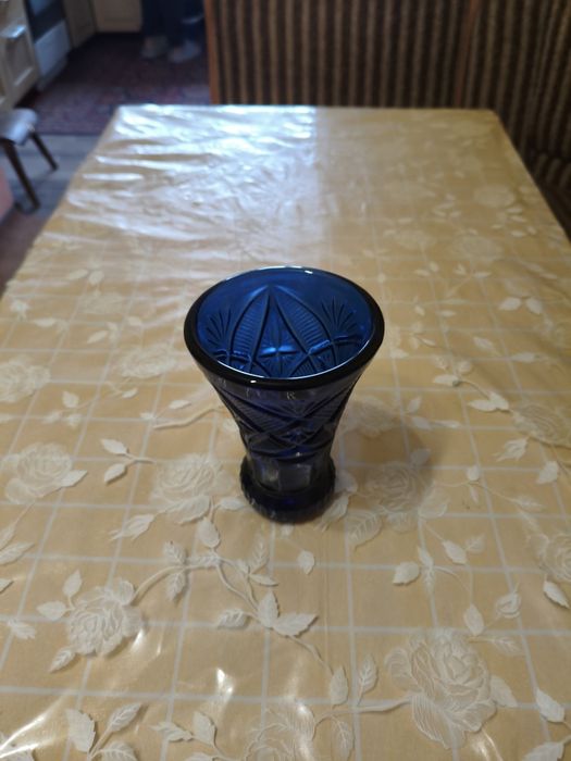 Продам вазу хрусталь