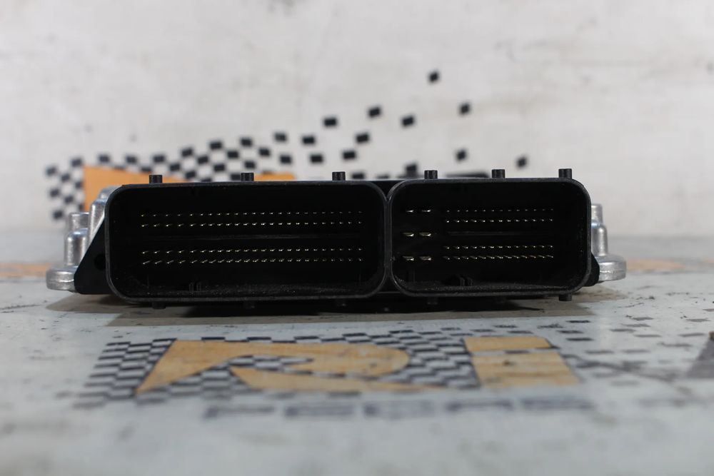 Centralina motor / ECU BMW 1 (F21)