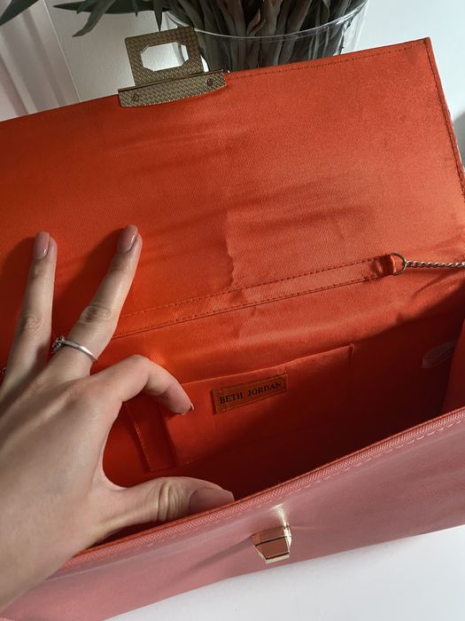 Różowa torebka Tk Maxx Beth Jordan