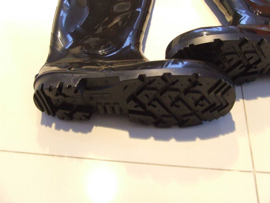 Buty gumowe rozmiar 44+ ciepłe skarpety gratis