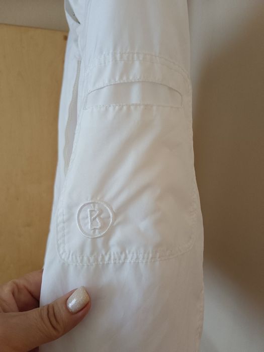 Куртка вітровка Bogner розмір 36