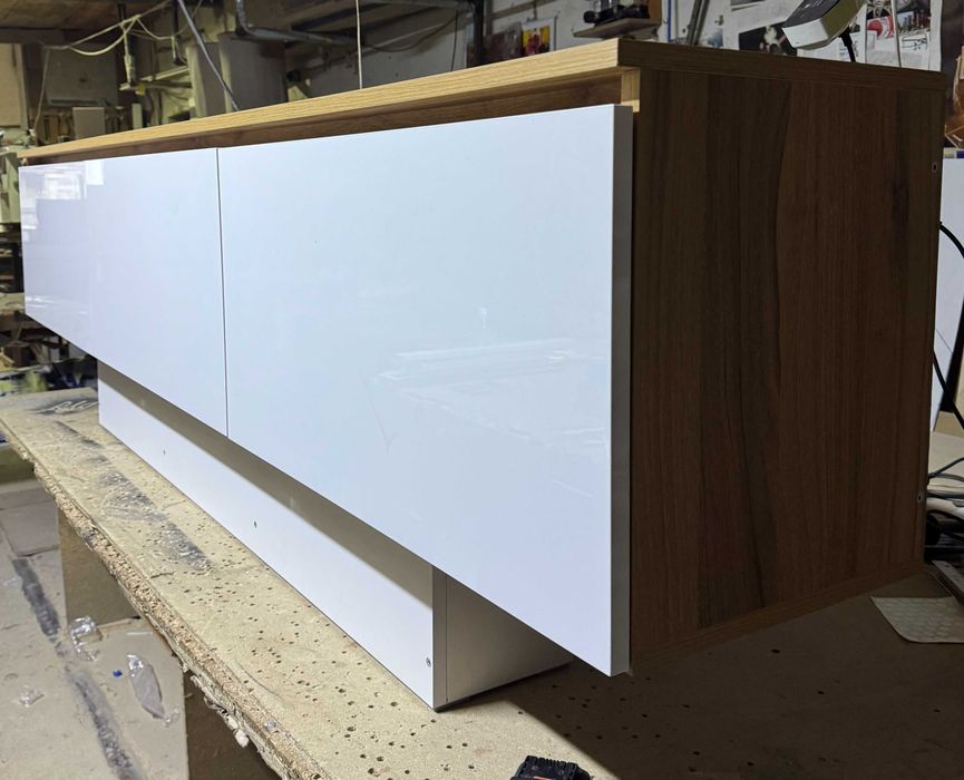 Тумба РТВ  під телевізор