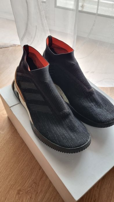 Adidas Predator Tango 18+ TR - 43 1/3 - Quase novas