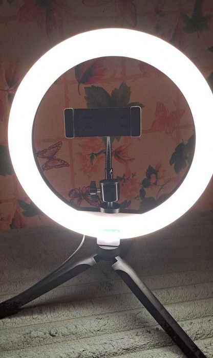 Кільце-підсвітка для відео та фото зйомок TM GlamBee