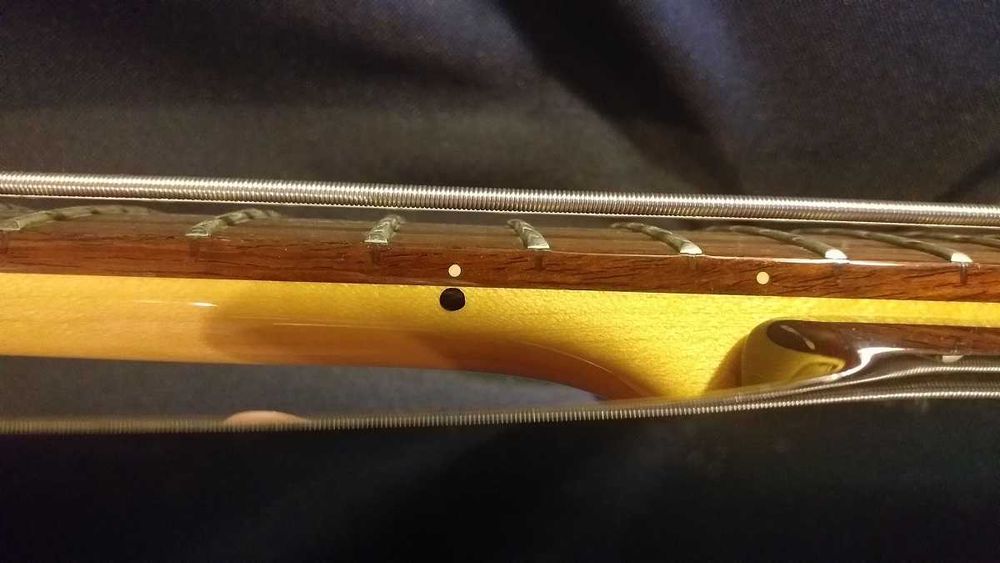 gitara basowa 5-strunowa Kamecki Custom Professional