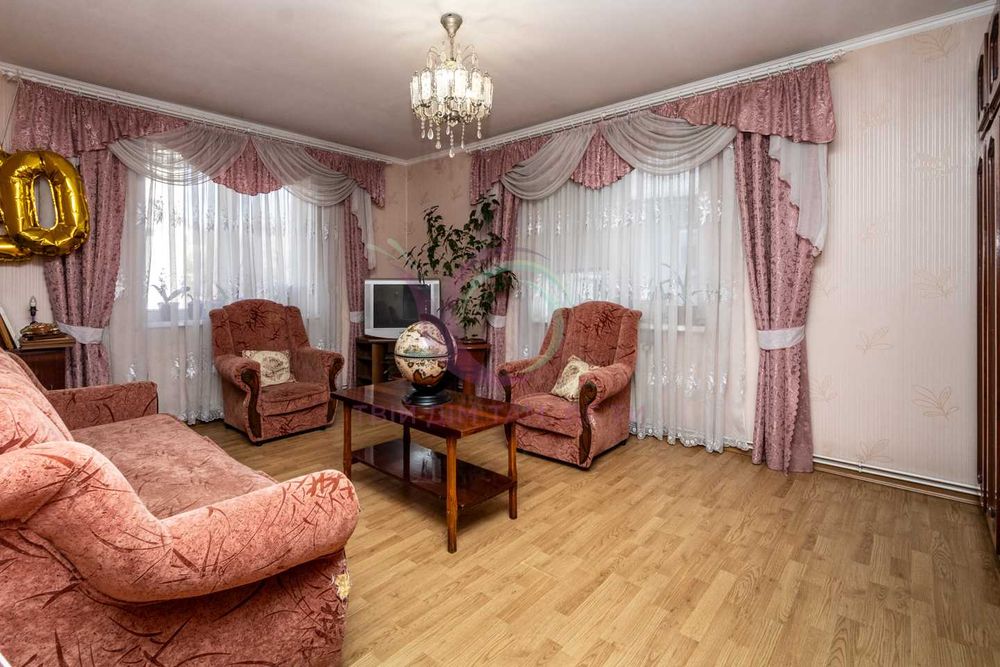 Будинок Угринів передмістя Івано-Франківська Особняк з ділянкою 7сот