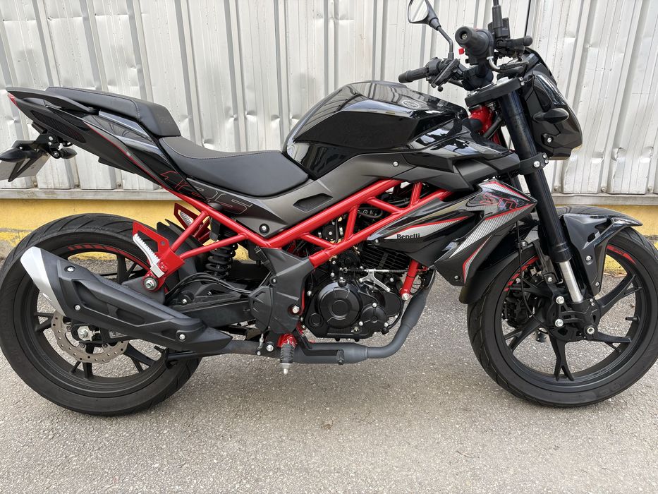Benelli BN 125 – Apenas 4.660 km | Como Nova!