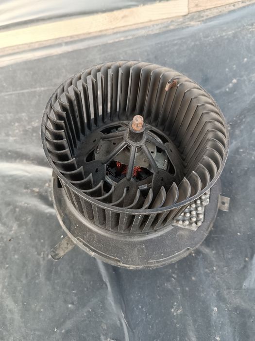 Мотор печки Volkswagen Passat b6