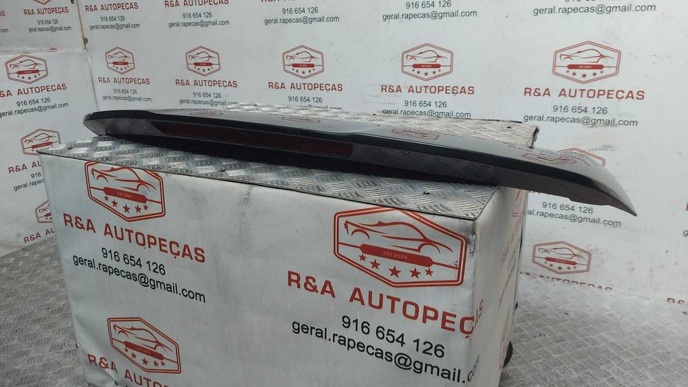 Spoiler Aileron Mercedes Class A W176 Terceiro Stop Original