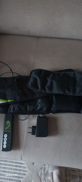 Pas wibrująco-masujący