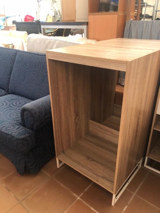 Armários tipo módulos