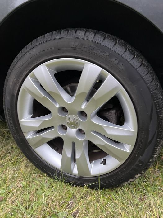 Комплект дисків з шинами 215/50R17 Пежо 3008 5008 4*108 Диски Пежо