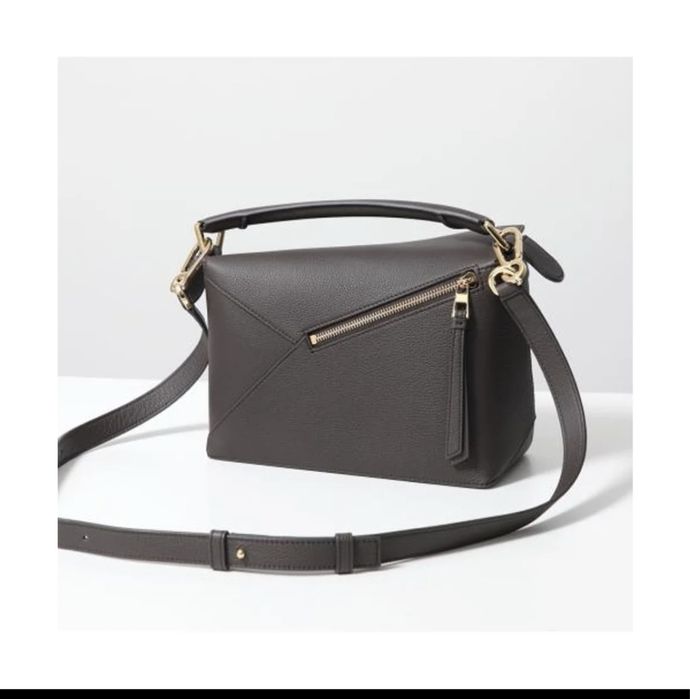 Loewe puzzle кросбоді шкіряна