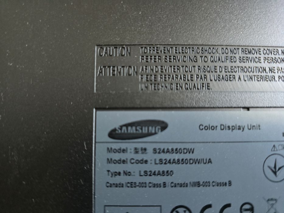Монітор Samsung S24A850DW