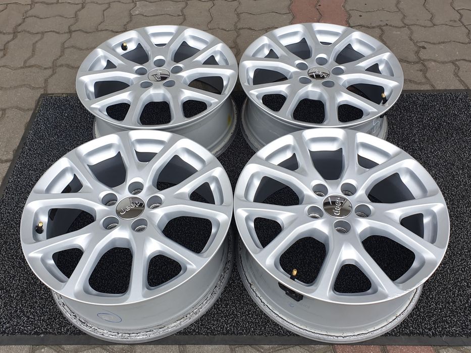 Felgi Alu z czujnikami 17" Jeep Cherokee KL 5x110 BdbStan