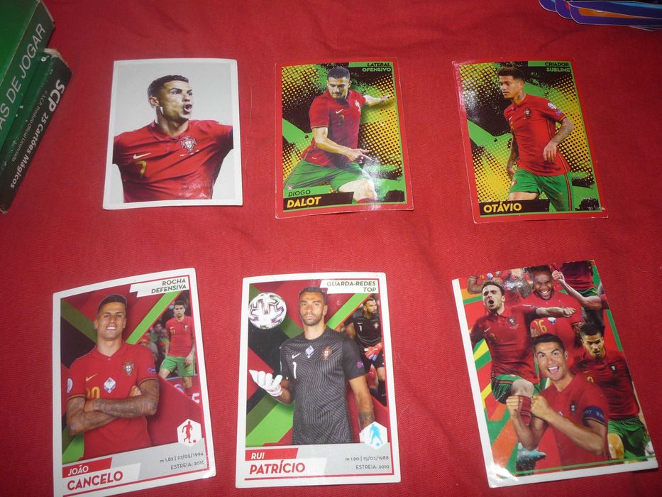 Ofereço "cartas sporting" e outros cromos