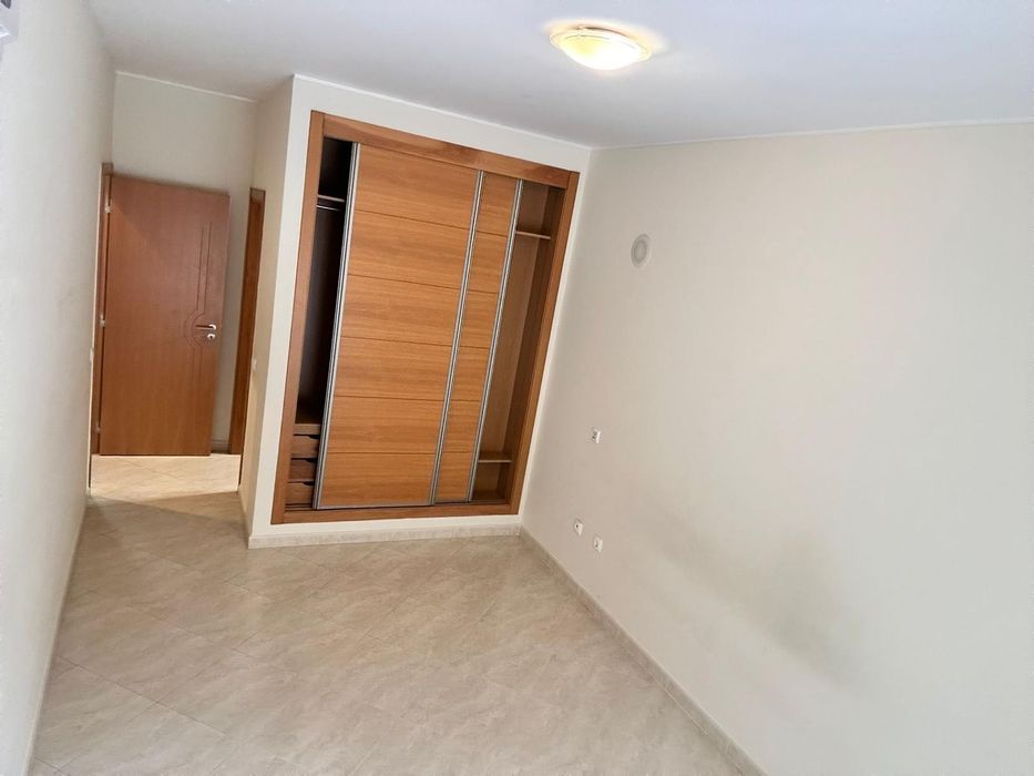 T2 Carvoeiro ANUAL / arrenda-se / to Rent