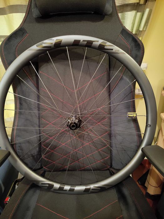 Koła EliteWheels ENT gravel 35mm carbon 1640g