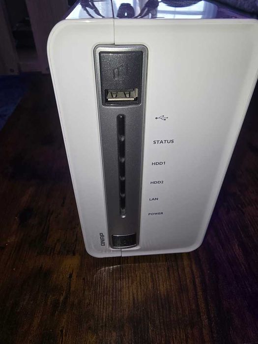 Serwer NAS QNAP TS-212P 512MB RAM 2 dyskowy Sprawny