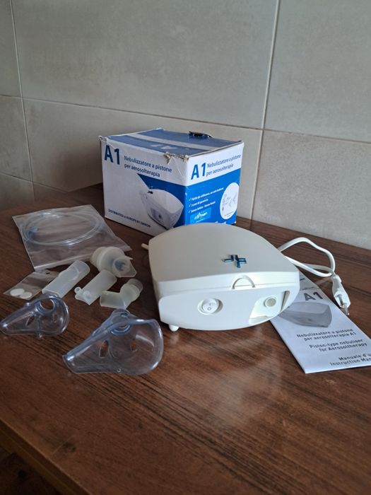 Небулайзер , інгалятор ОMRON.